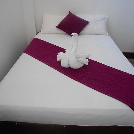 El Descanso Del Petrel Puerto Ayora  Ngoại thất bức ảnh