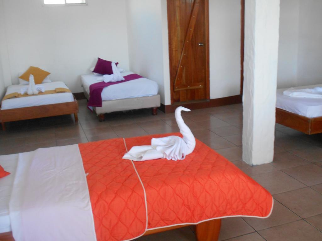 El Descanso Del Petrel Puerto Ayora  Ngoại thất bức ảnh