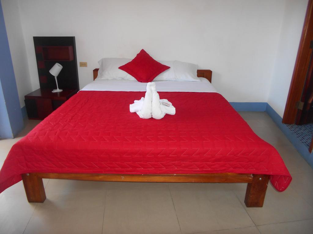 El Descanso Del Petrel Puerto Ayora  Ngoại thất bức ảnh