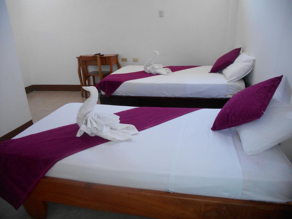 El Descanso Del Petrel Puerto Ayora  Ngoại thất bức ảnh